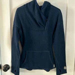 Stio navy fleece sweatshirt